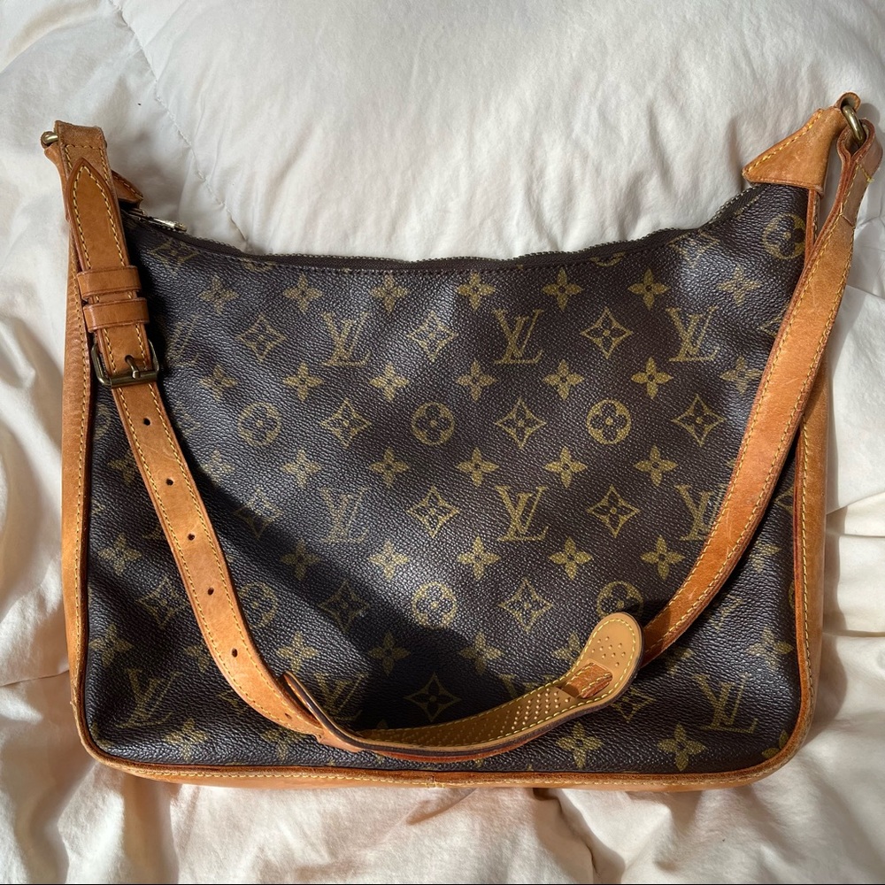 Louis Vuitton Monogram Bologne